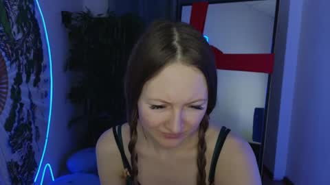 Snapshot of freya_nilsson chatting on 01.03.25 Freya online show from 01.03.25