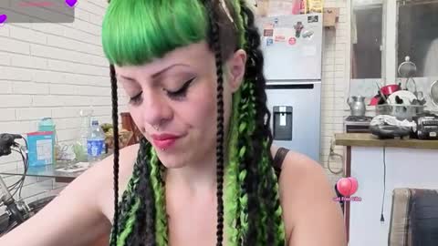 Snapshot of freyaa_sorceress chatting on 10.01.25 freyaa_sorceress online show from 10.01.25