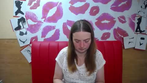 FreyaDak online show from 12.04.25