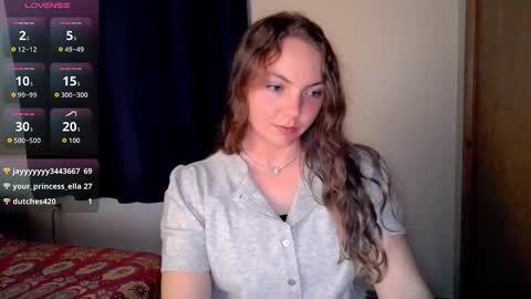 Snapshot of freyafux chatting on 03.19.26 Miss Freya online show from 03.19.26
