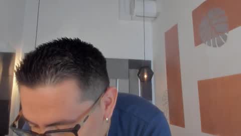 Snapshot of freyalane chatting on 11.14.25 ALIS AND ALEX online show from 11.14.25