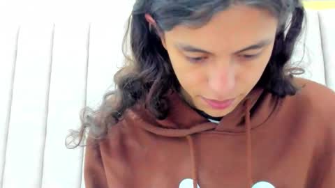 FreyaMoller  online show from 02.22.26