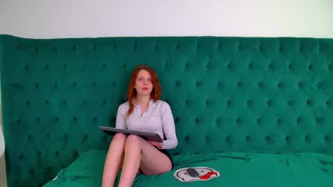 FreyaVey online show from 02.20.26