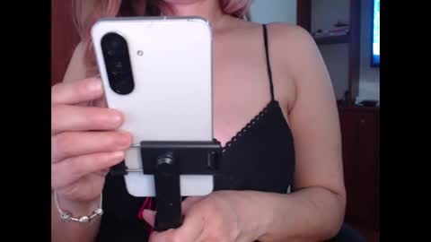 FREYJA LOREN online show from 05.07.26