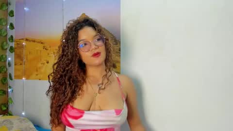 Frezzita online show from 10.19.25