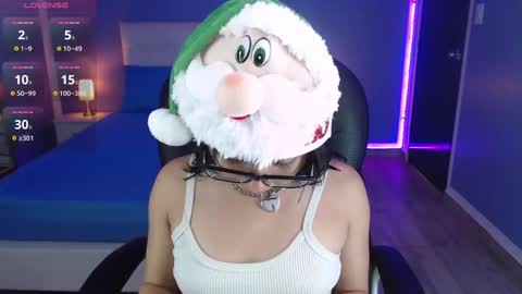 frida_lassi_ online show from 12.05.24