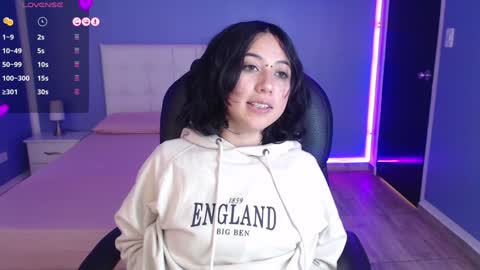 frida_lassi_ online show from 01.06.25