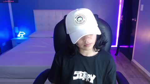 frida_lassi_ online show from 01.17.25