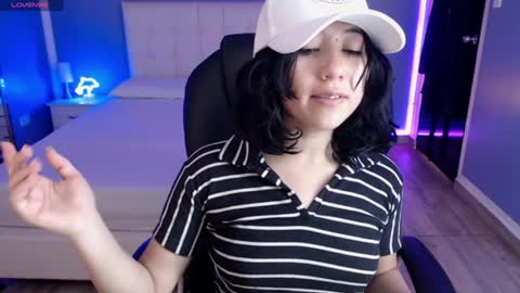 frida_lassi_ online show from 01.21.25