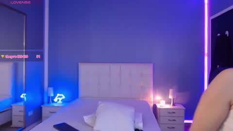 frida_lassi_ online show from 01.22.25