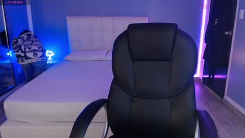 frida_lassi_ online show from 01.23.25