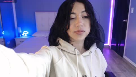 frida_lassi_ online show from 01.24.25