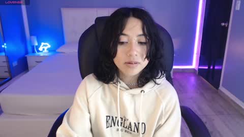 frida_lassi_ online show from 01.24.25