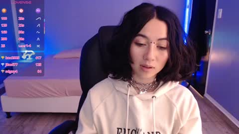 frida_lassi_ online show from 01.28.25