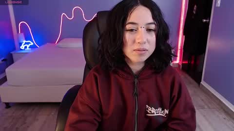 frida_lassi_ online show from 02.12.25