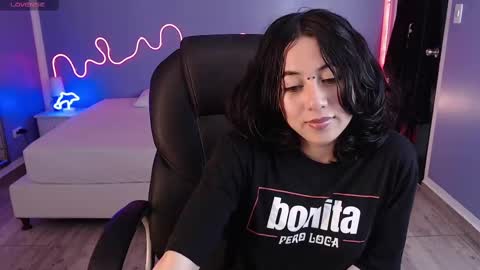 frida_lassi_ online show from 02.16.25