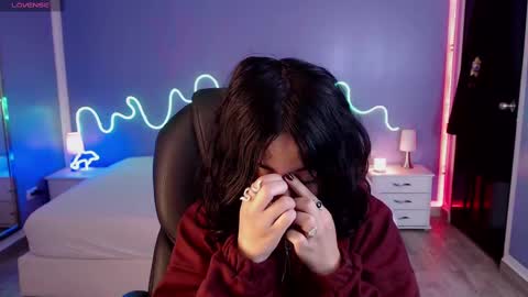 frida_lassi_ online show from 02.24.25