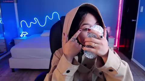 frida_lassi_ online show from 02.25.25