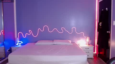 frida_lassi_ online show from 02.27.25