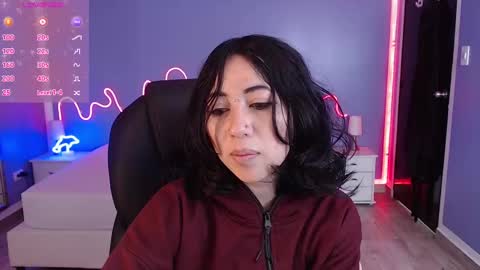 frida_lassi_ online show from 03.03.25