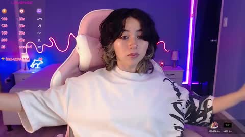 frida_lassi_ online show from 03.07.25