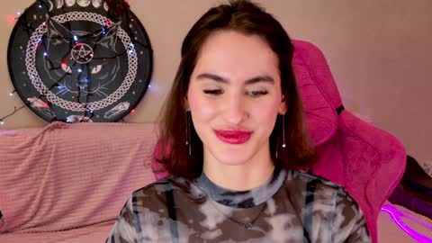 Snapshot of fridacure chatting on 01.16.25 Frida online show from 01.16.25