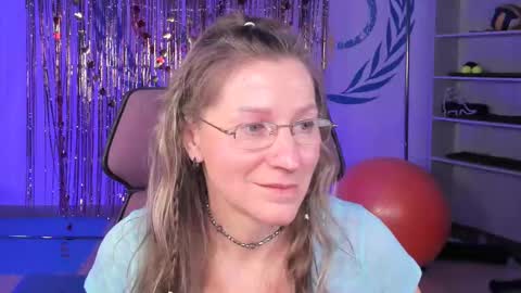 Frida Tander online show from 02.24.25