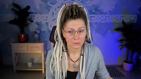 Frida Tander online show from 01.19.26