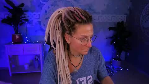 Frida Tander online show from 02.23.26