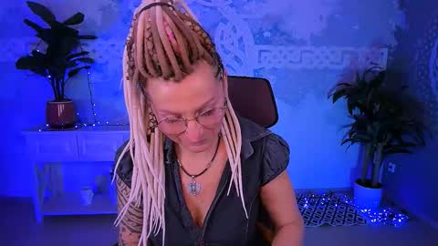 Frida Tander online show from 03.21.26