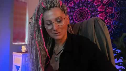 Frida Tander online show from 05.29.26