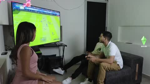 Bella Fran Steven and Pepe online show from 12.31.24