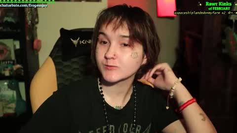 Snapshot of frogessjay chatting on 02.03.26 Jaywise Frogfoot online show from 02.03.26