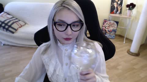 Lilith online show from 02.06.25