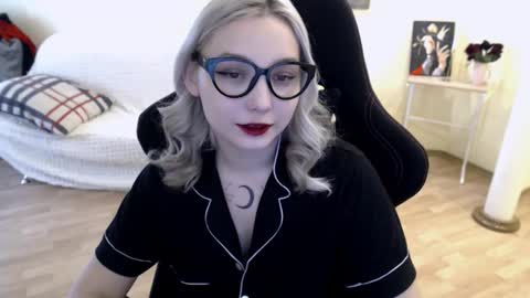 Lilith online show from 02.10.25