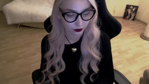 Lilith online show from 10.02.25