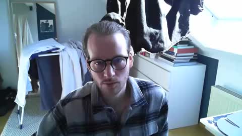 Snapshot of frozenyoga chatting on 02.23.25 frozenyoga online show from 02.23.25