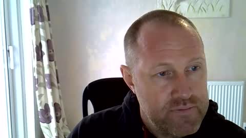 Snapshot of fuck_buddy_uk chatting on 05.18.26 Fuck Buddy UK online show from 05.18.26