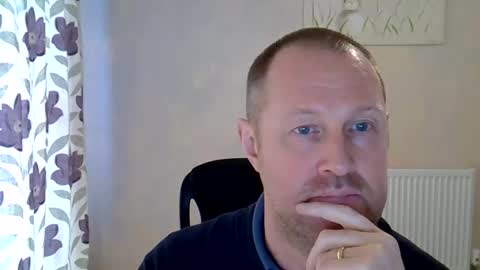 Snapshot of fuck_buddy_uk chatting on 06.06.26 Fuck Buddy UK online show from 06.06.26
