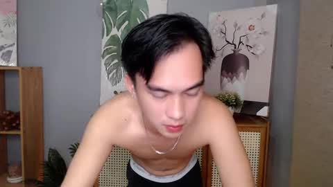 Snapshot of fuckboy_zachxx chatting on 03.12.25 online show from 03.12.25