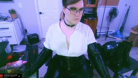 Snapshot of fuckdoll_perversions_inc chatting on 02.28.26 Miss Charlotte online show from 02.28.26