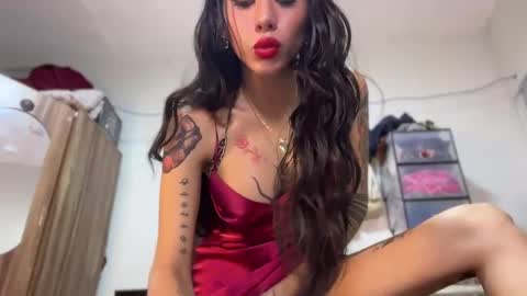 Snapshot of fuckgirl4you chatting on 02.08.25 khalifa online show from 02.08.25