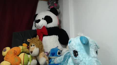 Mia and Gary  online show from 01.25.25