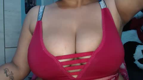 Mia and Gary  online show from 01.08.26