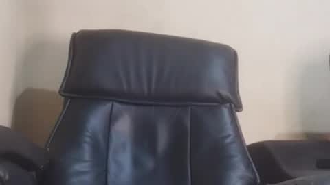 Snapshot of fuckingmulletdaddy chatting on 11.23.25 Phill online show from 11.23.25