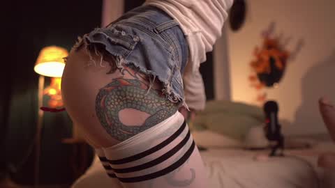 Snapshot of fuckingtoy_ chatting on 11.19.25 Eva all my links online show from 11.19.25