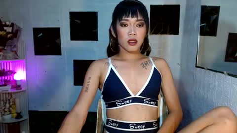 Snapshot of fuckme811826 chatting on 12.03.25 fuckme811826 online show from 12.03.25