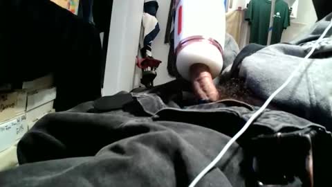 fuckmeallday1975 online show from 02.17.26