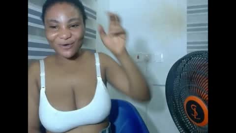 Snapshot of fuckxmypussy chatting on 04.05.26 fuckxmypussy online show from 04.05.26