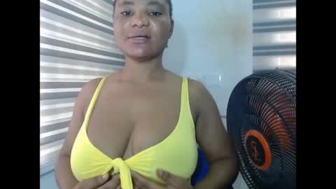 Snapshot of fuckxmypussy chatting on 04.13.26 fuckxmypussy online show from 04.13.26